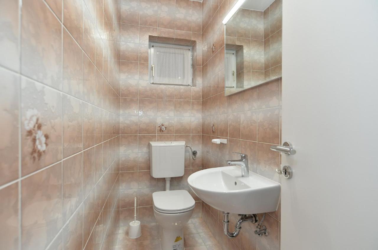 House Pula 2080 Villa Bagian luar foto